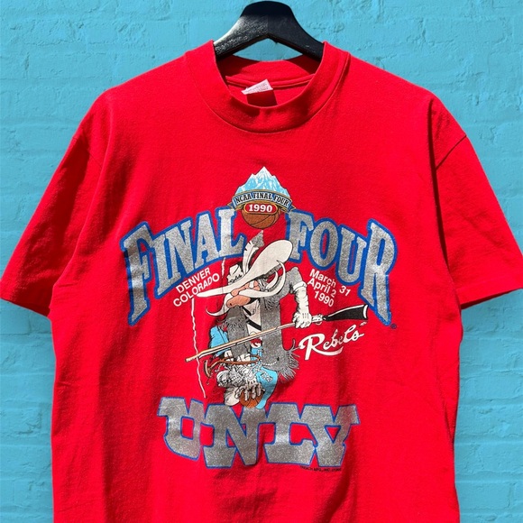 Vintage 90s NCAA Final Four UNLV Runnin’ Rebels tee - Picture 2 of 4